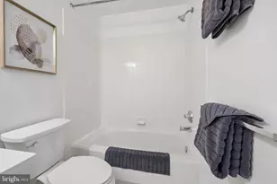 6140 Manchester Park Cir, Alexandria, VA 22310 - Photo 25