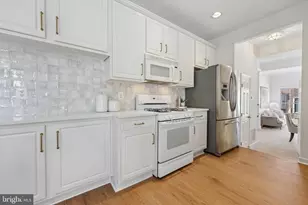 6140 Manchester Park Cir, Alexandria, VA 22310 - Photo 13