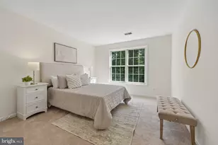 6140 Manchester Park Cir, Alexandria, VA 22310 - Photo 25