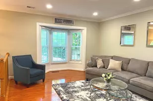 14718 Winterfield Ct, Centreville, VA 20120 - Photo 13