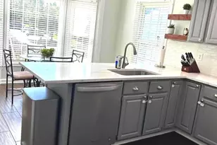 14718 Winterfield Ct, Centreville, VA 20120 - Photo 29
