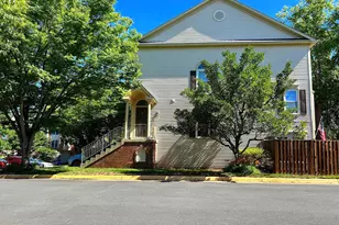 14718 Winterfield Ct, Centreville, VA 20120 - Photo 51