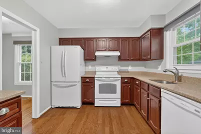 9821 Owens Court, Fairfax, VA 22031 - Photo 15