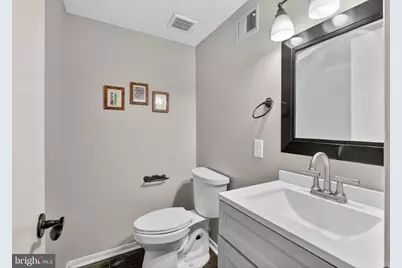 9821 Owens Court, Fairfax, VA 22031 - Photo 19