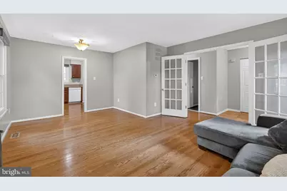 9821 Owens Court, Fairfax, VA 22031 - Photo 11