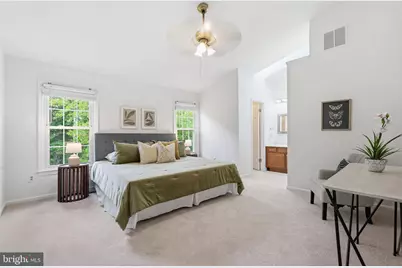 4262 Fox Lake Drive, Fairfax, VA 22033 - Photo 13