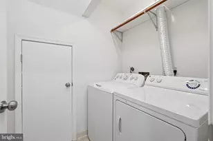 4262 Fox Lake Dr, Fairfax, VA 22033 - Photo 29