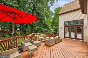 12607 Lake Normandy Ln, Fairfax, VA 22030 - Photo 17