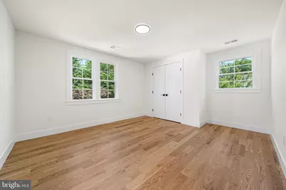 2851 Edgelea Road, Vienna, VA 22181 - Photo 35