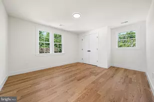 2851 Edgelea Rd, Vienna, VA 22181 - Photo 35