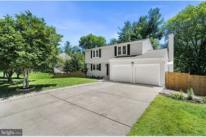 2851 Edgelea Road, Vienna, VA 22181 - Photo 3