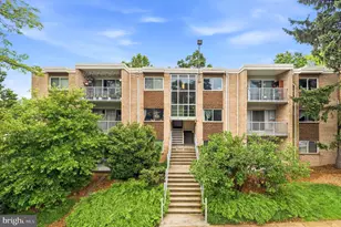 2907 Charing Cross Rd, Falls Church, VA 22042 - Photo 3