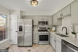 6388 Trips Way, Springfield, VA 22150 - Photo 5