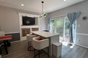 6025 McAlester Way, Centreville, VA 20121 - Photo 9