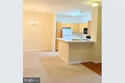 4137 Fountainside Lane #201, Fairfax, VA 22030 - Photo 5