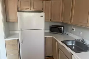 6704 W Wakefield Dr, Alexandria, VA 22307 - Photo 3