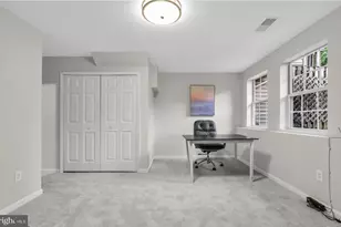 14197 Autumn Cir, Centreville, VA 20121 - Photo 13