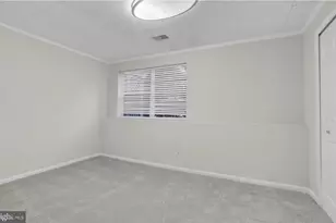 14197 Autumn Cir, Centreville, VA 20121 - Photo 15
