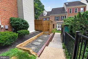 7589 Chrisland Cove, Falls Church, VA 22042 - Photo 35