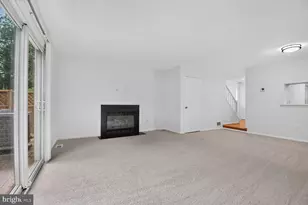 7589 Chrisland Cove, Falls Church, VA 22042 - Photo 7