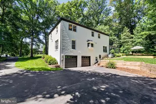 11312 Lapham Dr, Oakton, VA 22124 - Photo 3