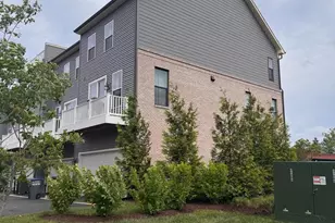 14198 Gypsum Loop, Chantilly, VA 20151 - Photo 13