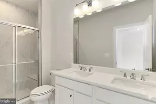 14198 Gypsum Loop, Chantilly, VA 20151 - Photo 11