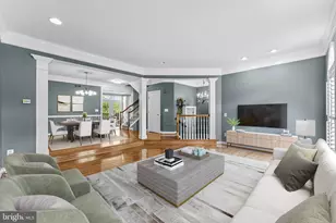 4076 Walnut Cove Cir, Fairfax, VA 22033 - Photo 11