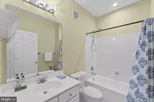 4076 Walnut Cove Cir, Fairfax, VA 22033 - Photo 45