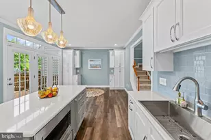 4076 Walnut Cove Cir, Fairfax, VA 22033 - Photo 19