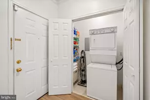 1708 Lake Shore Crest Dr, Reston, VA 20190 - Photo 21