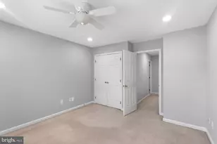13121 Misty Glen Ln, Fairfax, VA 22033 - Photo 19