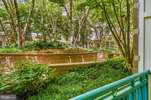 12000 Market St, Reston, VA 20190 - Photo 25