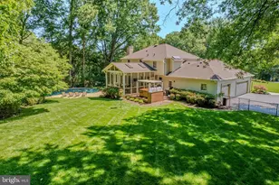 10904 Berryland Ct, Oakton, VA 22124 - Photo 43