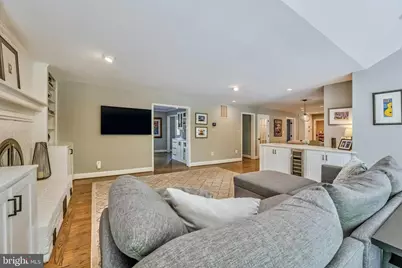 10904 Berryland Court, Oakton, VA 22124 - Photo 13