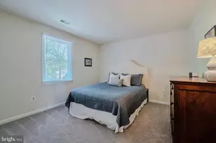 10904 Berryland Ct, Oakton, VA 22124 - Photo 25