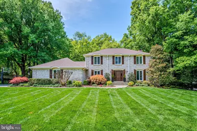10904 Berryland Court, Oakton, VA 22124 - Photo 3