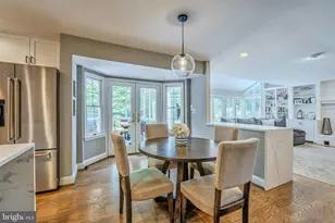 10904 Berryland Ct, Oakton, VA 22124 - Photo 15