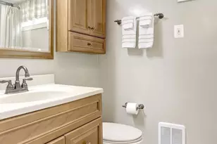 7505 Hogarth St, Springfield, VA 22151 - Photo 37