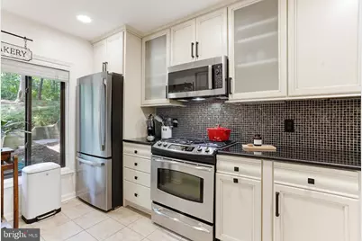2205 Hunters Run Drive, Reston, VA 20191 - Photo 11