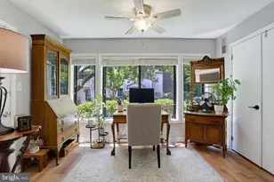 2205 Hunters Run Dr, Reston, VA 20191 - Photo 21