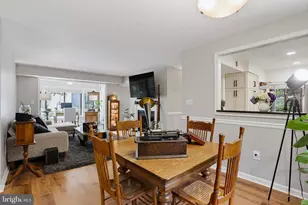 2205 Hunters Run Dr, Reston, VA 20191 - Photo 17