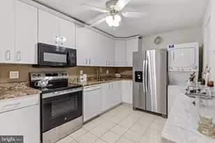 8360 Greensboro Dr, McLean, VA 22102 - Photo 19