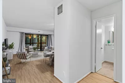 8360 Greensboro Drive #306, McLean, VA 22102 - Photo 13