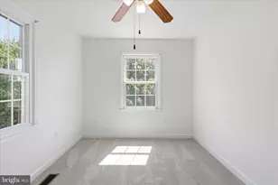 5916 Wescott Hills Way, Alexandria, VA 22315 - Photo 23
