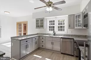 5916 Wescott Hills Way, Alexandria, VA 22315 - Photo 17