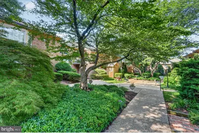 7328 Aynsley Lane, McLean, VA 22102 - Photo 5