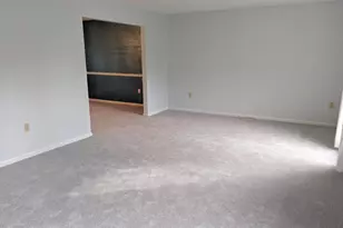 5301 New Church Ct, Fairfax, VA 22032 - Photo 5