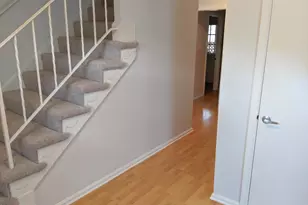 5301 New Church Ct, Fairfax, VA 22032 - Photo 3