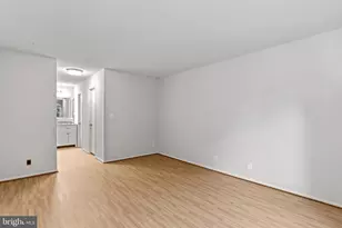 8360 Greensboro Dr, McLean, VA 22102 - Photo 37